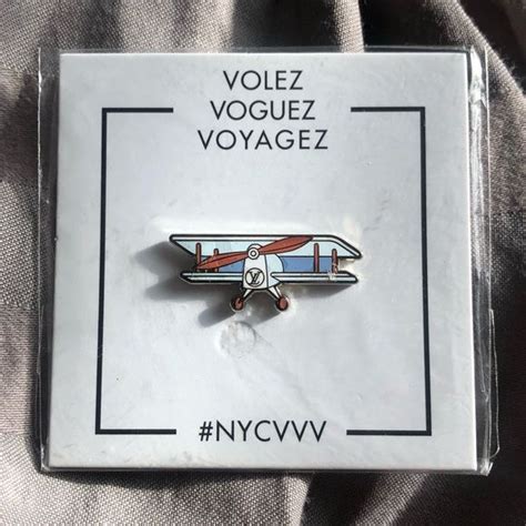 LOUIS VUITTON x Pintrill Limited Edition Plane Pin 